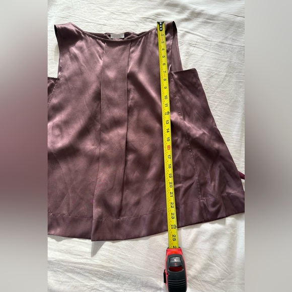 Eres silky  Mauve Sleeveless Blouse with Ribbon. Belt. lLike New - Picture 7 of 7